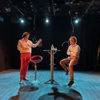 Photo en scène du spectacle Pour un oui ou pour un non