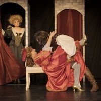 Photos en scène du spectacle l'Affaire Buckingham